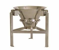CONVEYORS C ACCESSORIES FEED STATIONS To store the product at the suction point. Polished Ra 0.8. Available with white or antistatic (black) fluidisation cone Fluidisation regulator is included.