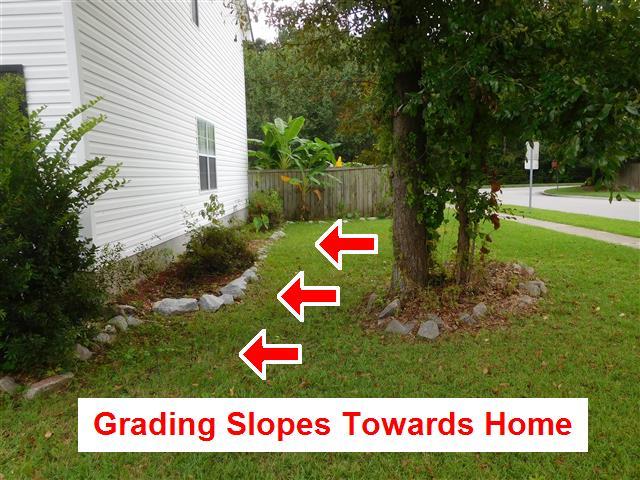 2.9 Item 3(Picture) 2.10 FENCING ( Fencing is not within the scope of the home inspection.