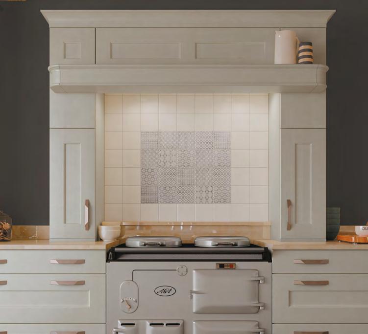 CLARKWELL AND GEORGIAN Available in 6 of the fastest selling colours and 2 styles, these kitchens feature more fashionable narrower frames.