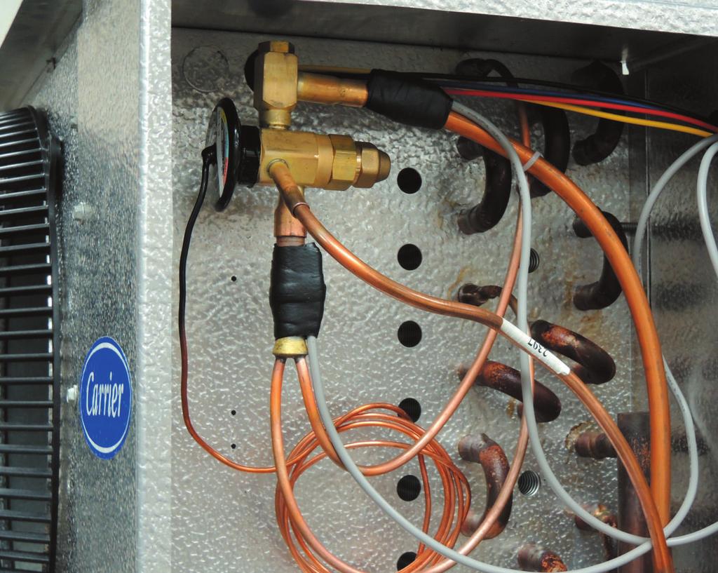 Typical expansion valve sensor mounting is shown below. See installation step (7.) for optional direct line compressor ON detection using the thermostat signal or compressor contactor. HIGH SIDE 2a.