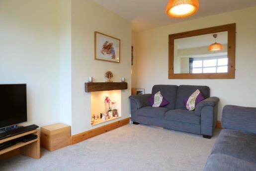 The property benefits from excellent proximity to both good primary and secondary schools, both within a short walk.