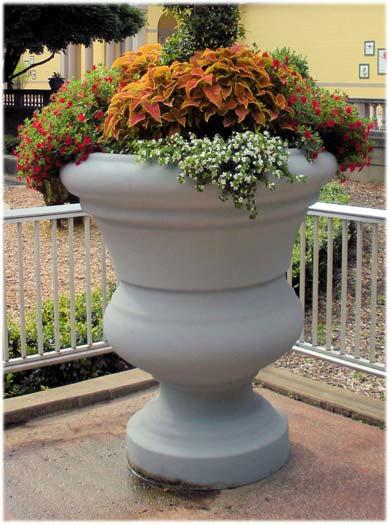 Southern Classic Planter