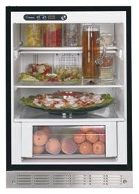 A fold-down shelf, adjustable dividers and removable bottom-drawer bin maximize storage space and flexibility, allowing room for everything from whole melons to large turkeys.