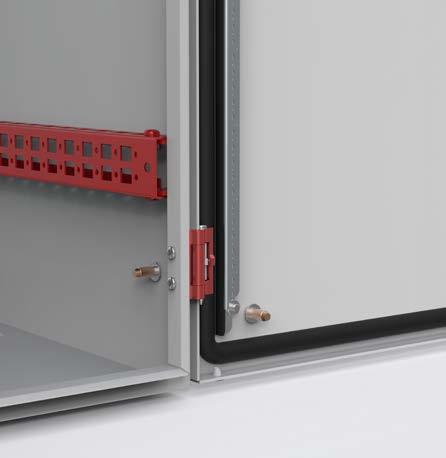 The improved espagnolette locking system makes the locking smoother, and the positioning of the door more precise, guaranteeing